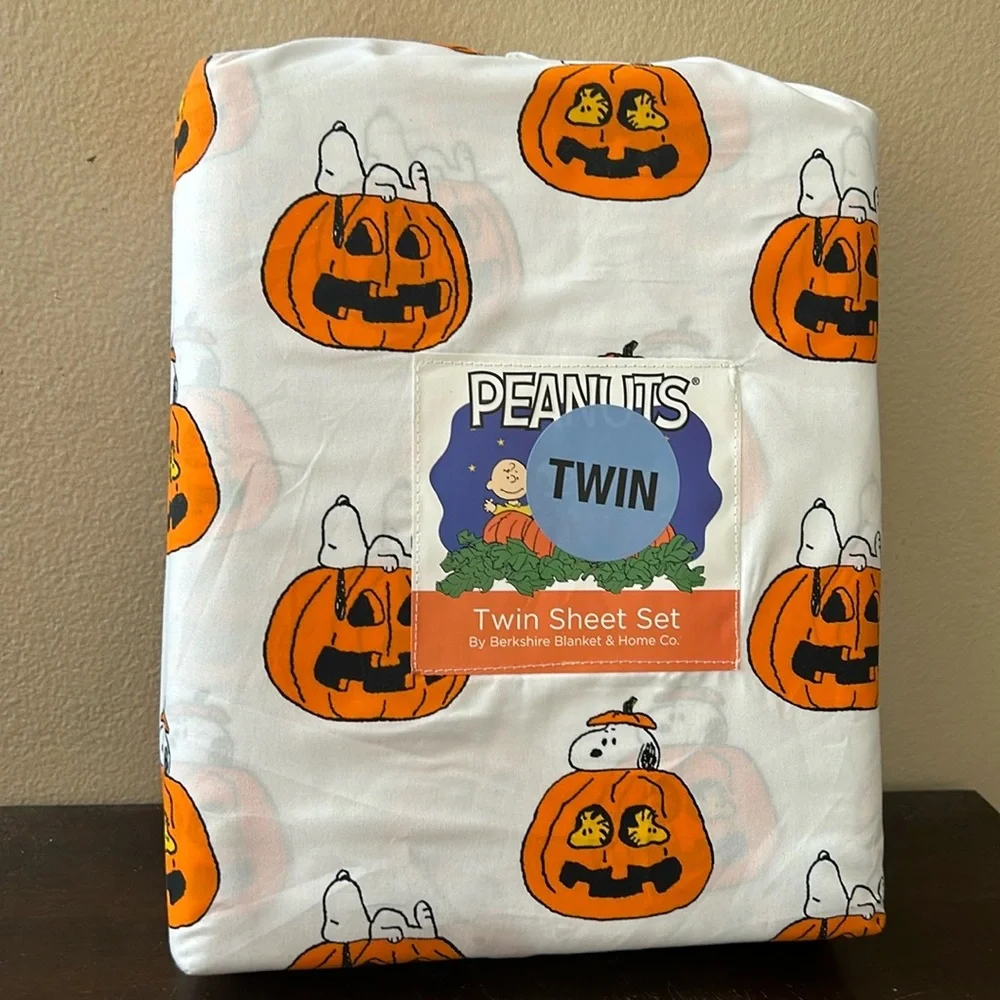 New Peanuts Snoopy Jackolantern Spooky Halloween Twin Sheet Set Pumpkin